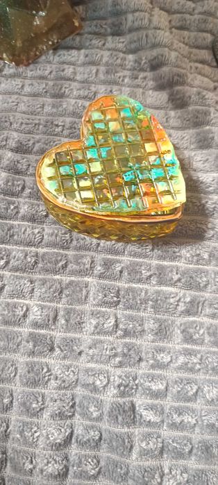 Кутийка за бижута от епоксидна смола