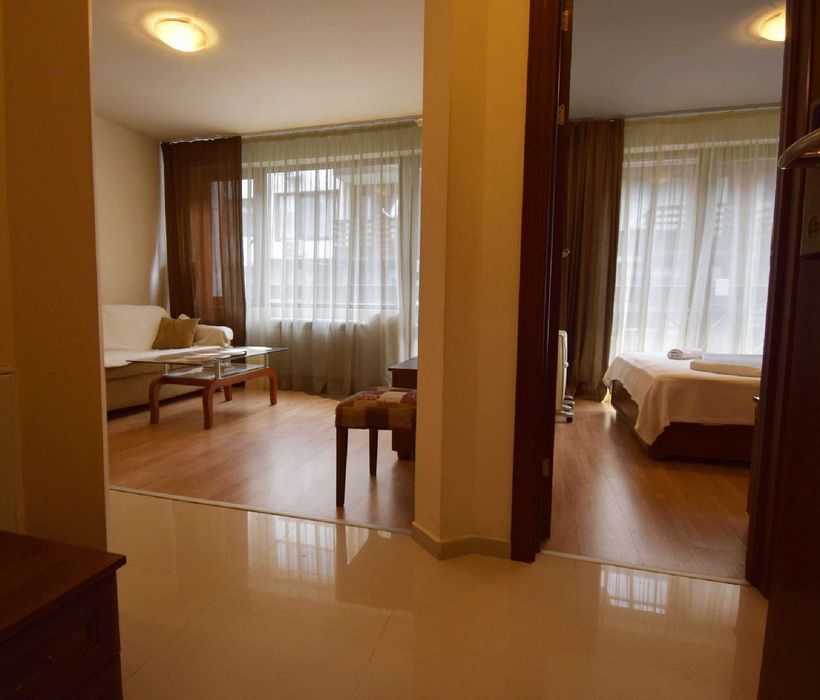 Продава се Тристаен апартамент в Банско - 52 кв.м за 1154 €/кв.м - Снимка #1
