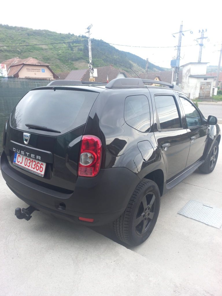 Vând Duster 1.6 benzina 4*2 din 2010