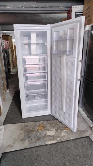 Чисто нов Вертикален Фризер BEKO-БЕКО 192 см 404 л AeroFlow™ No Frost