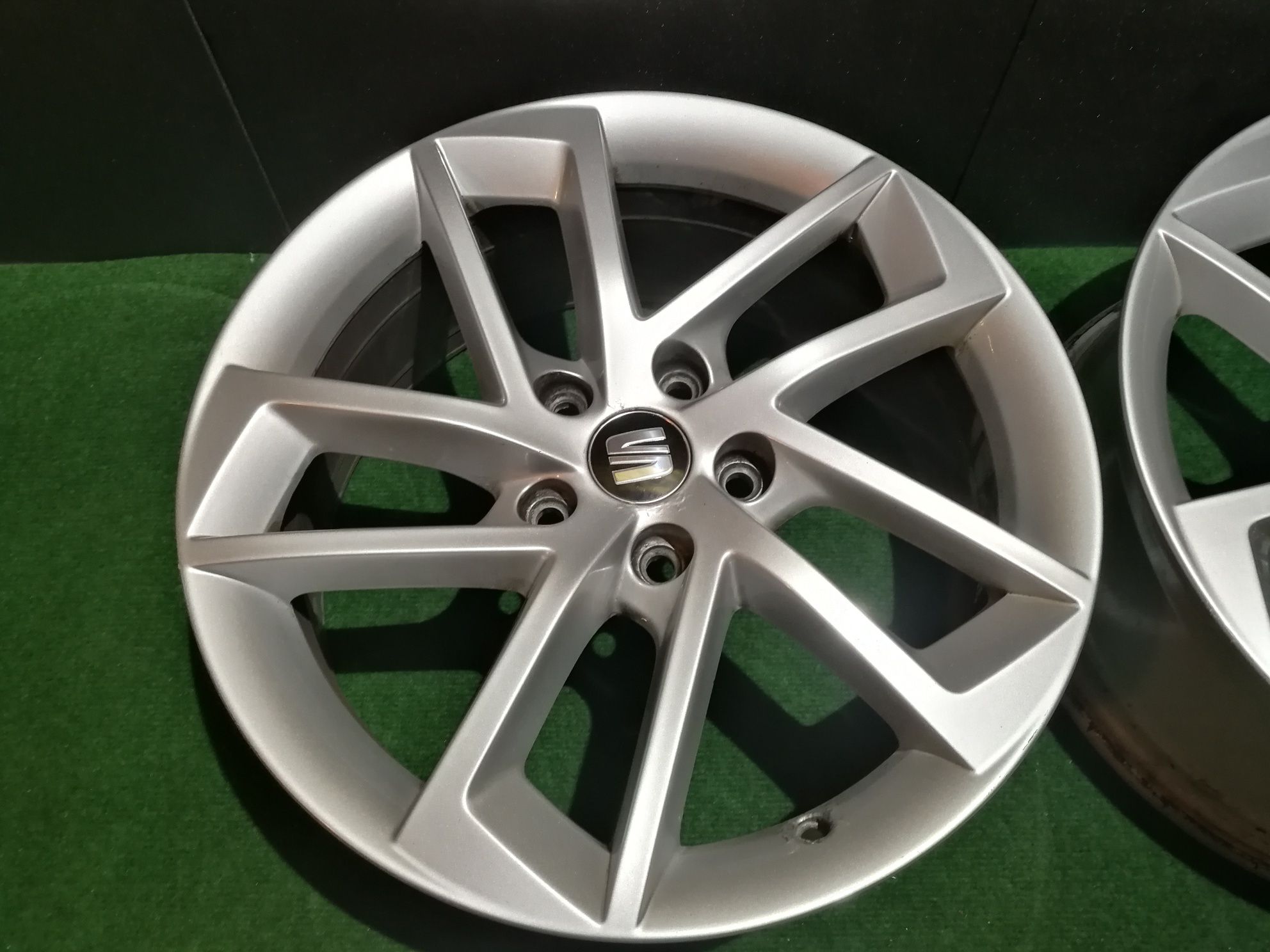 17" SEAT Leon Оригинални джанти 5хх12 Сеат Леон 5х112