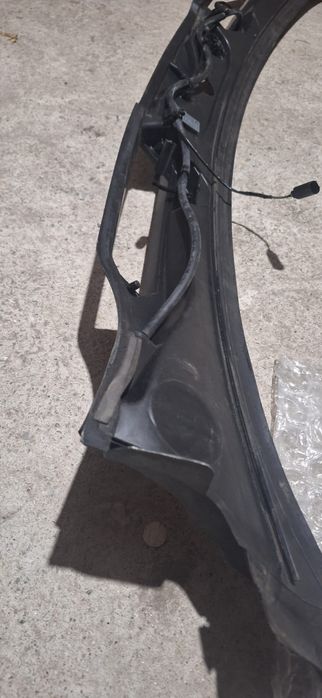 Кора под чистачките BMW E91 / Е90