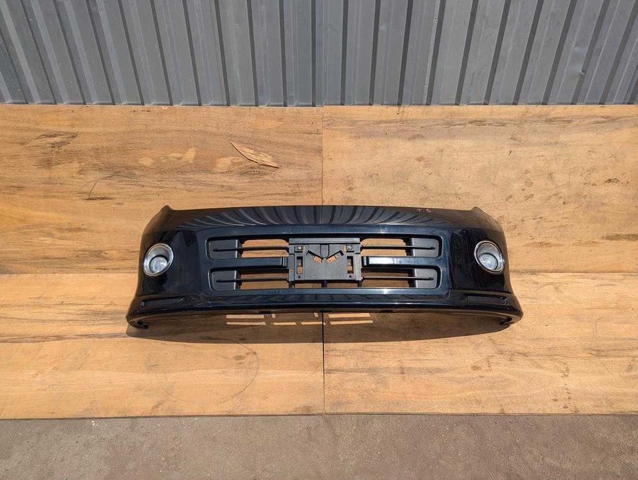 Бампер передний на Ниссан Эльгранд Е51