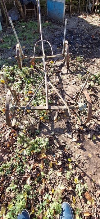 Продавам каруца/количка