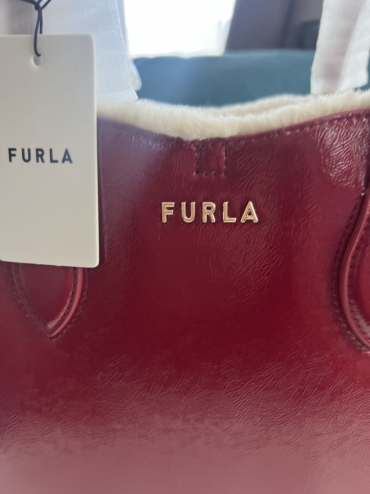 Furla Era Ciliegia. 100%оригинал, с етикети,сериен номер,Нови! 2 броя