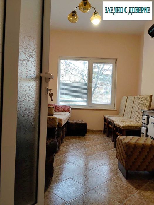 Уникална триетажна къща в гр,СВОГЕ, сред  живописното Искърско Дефиле