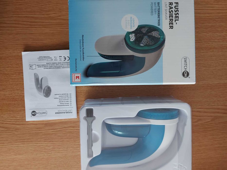 Aparat electric pentru curatat scame, fara fir, functionare cu baterie