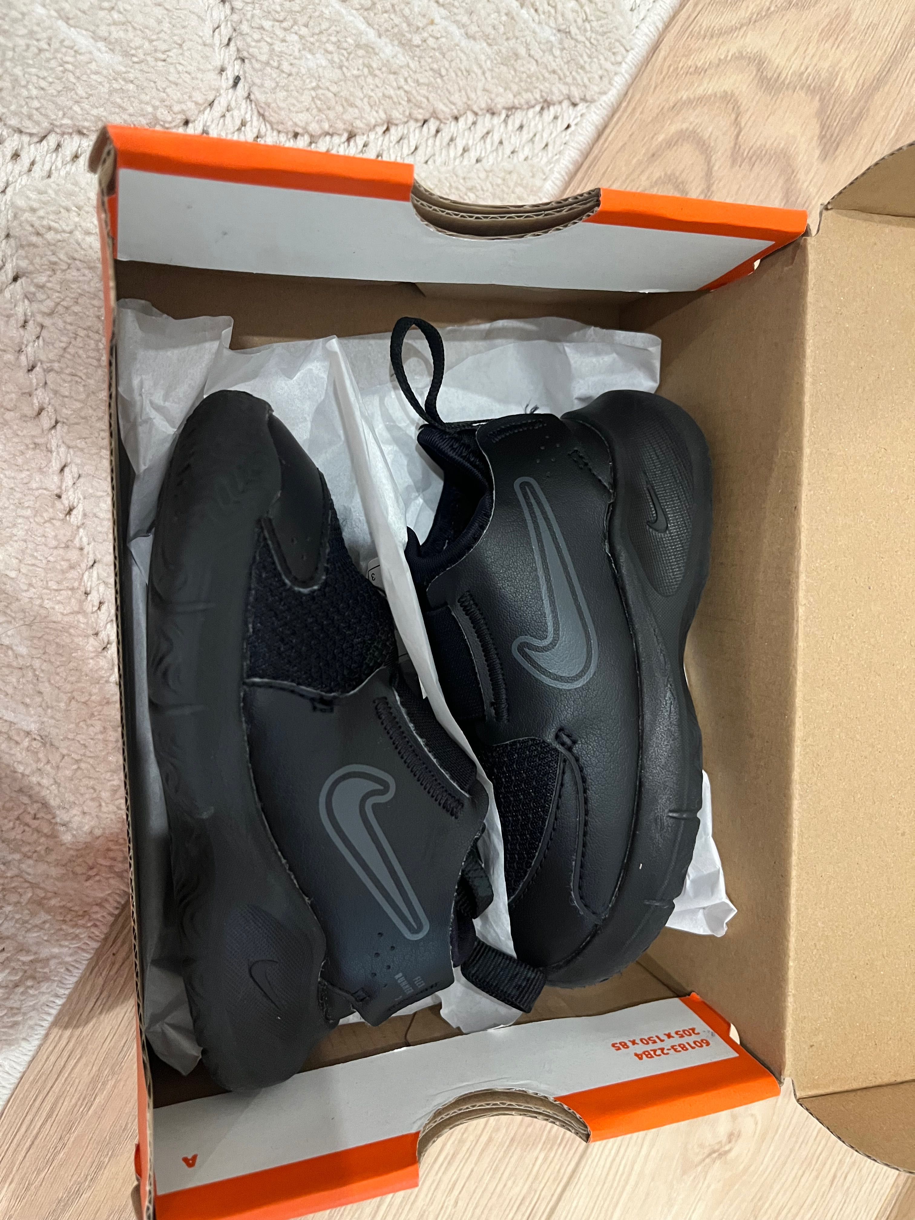 Маратонки Nike flex