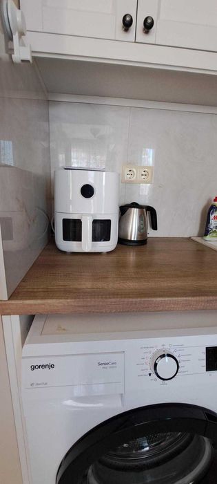 Дава се под наем Тристаен апартамент в Варна, Център - 100 кв.м за 960 € - Снимка #4