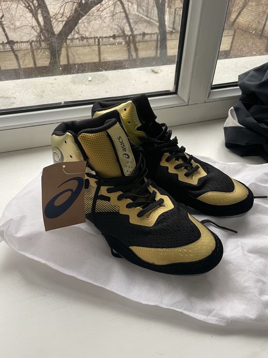 Борцовкий asics