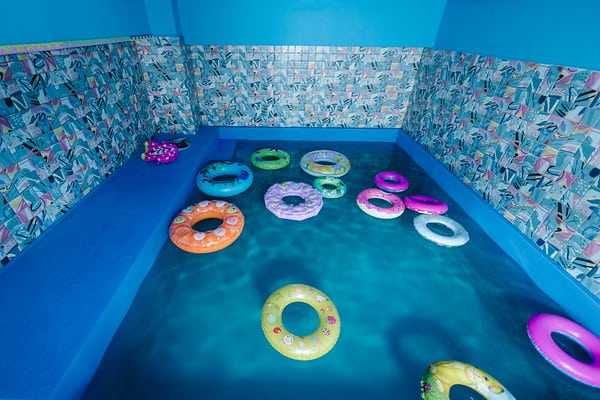 Pao Kids - Petrecere pentru copii / Loc de joaca interior cu piscina.