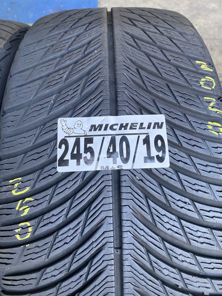 245/40/19 Michelin M+S