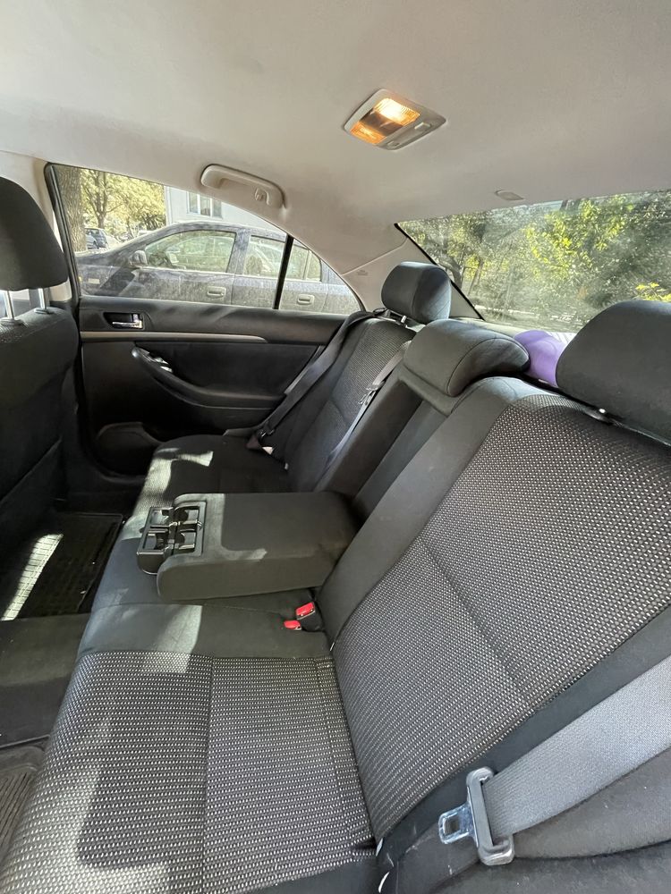 Toyota Avensis 1.8 VVTI FACE