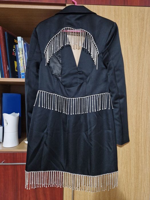 Rochie eleganta noua , masura S , pret 200 lei plata in cont