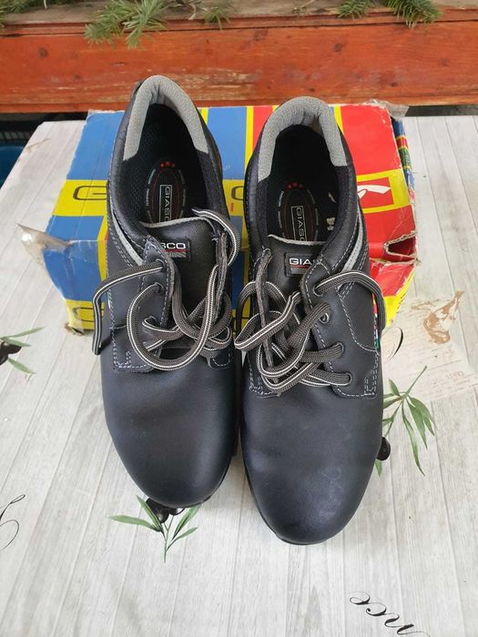 Pantofi de protectie Nou