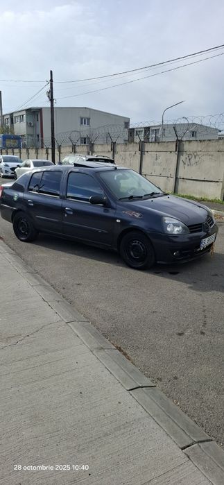 Vând Renault symbol  an 2008