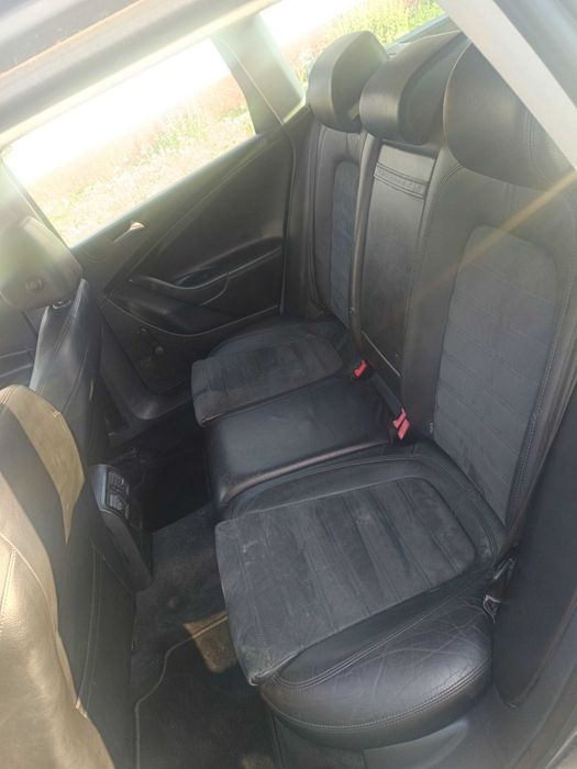 Vând urgent Passat B6 Combi