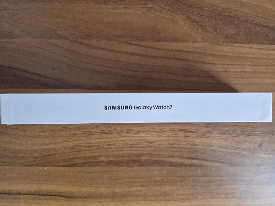 Samsung Galaxy Watch 7 неразопакован