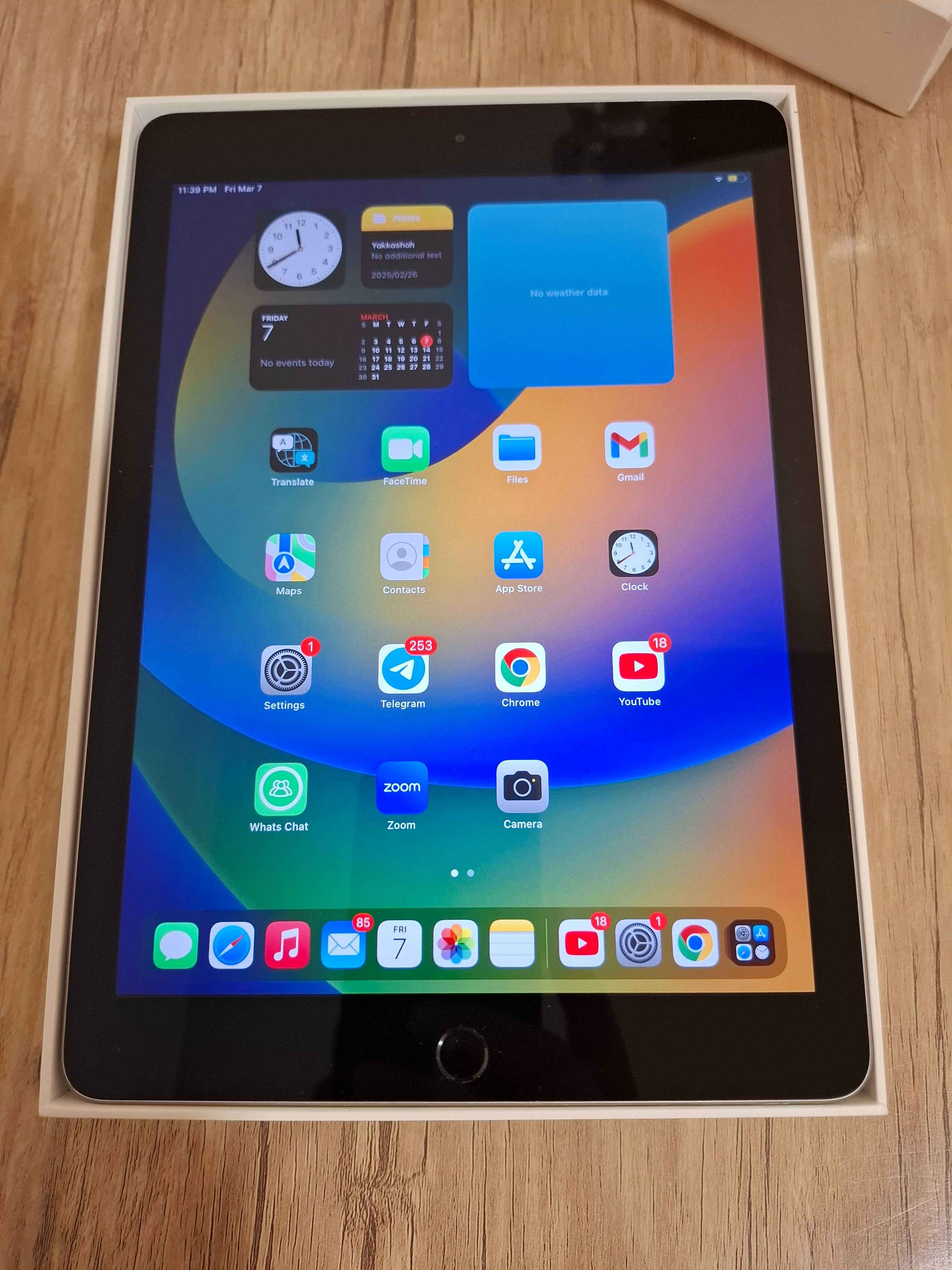 iPad-6 32GB планшет