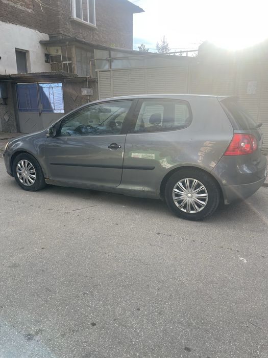 Фолтцваген Голф 5