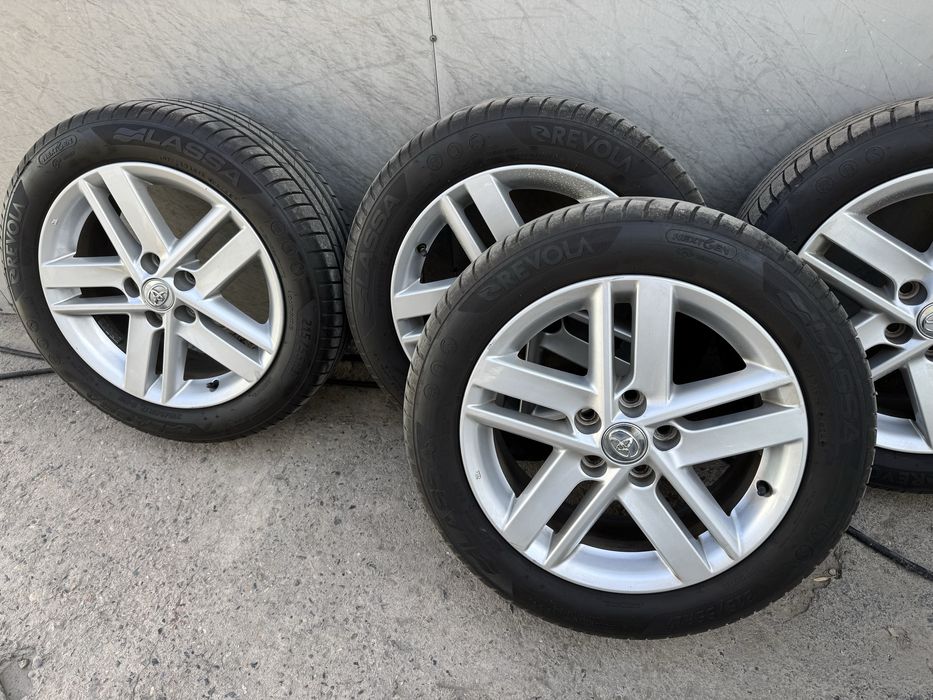 Колеса на camry 2014г