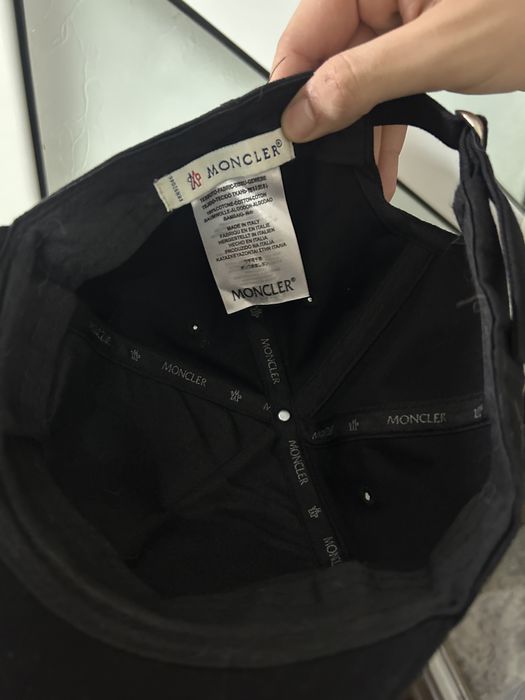 Sapca Moncler Neagra