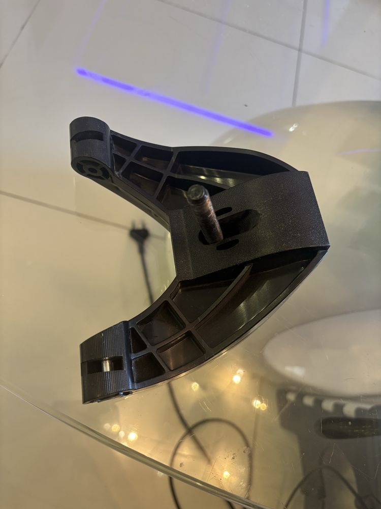 Волан с педали Thrustmaster TMX force feedback