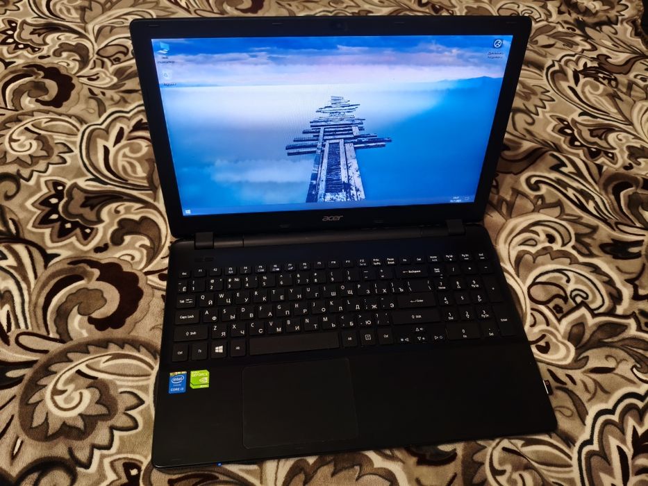 Ноутбук Acer e5-571g Intel Core i3