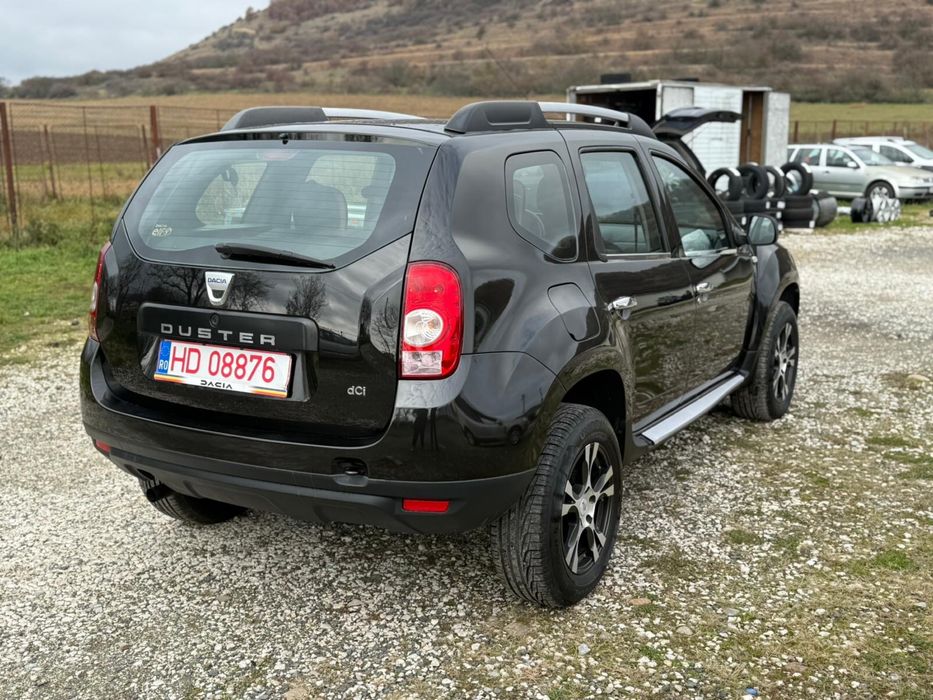 Dacia Duster 1.5 diesel km 130.000 reali!!! An fab 2012 euro 5