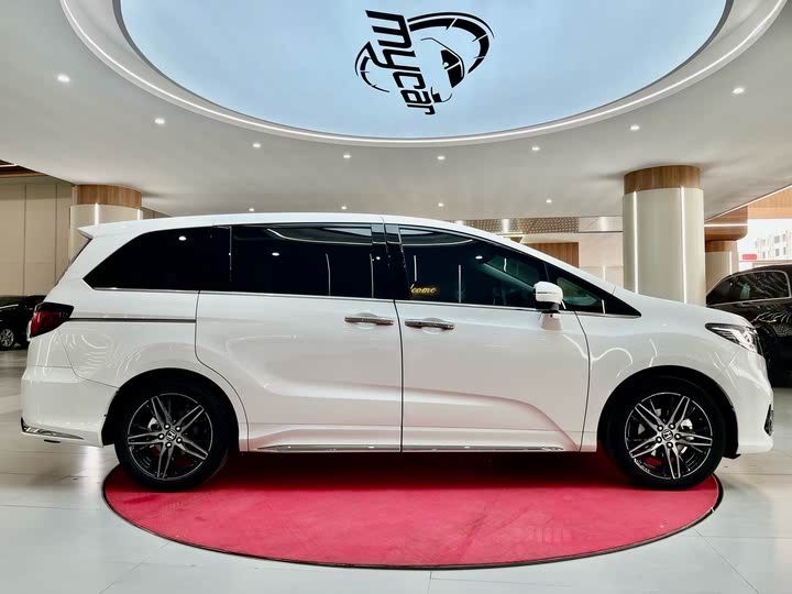 Honda Odyssey Hybrid 2022