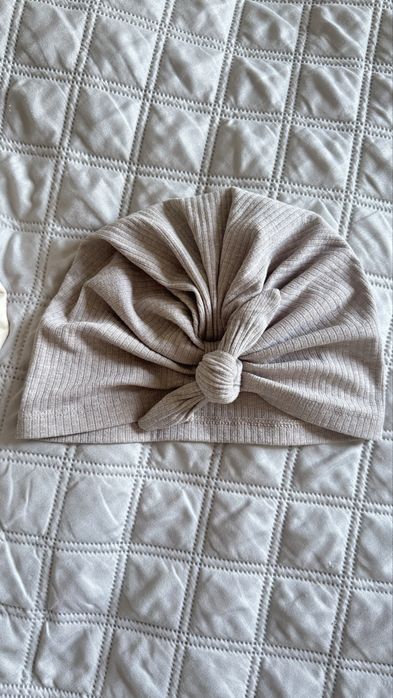 Детски шапки за момиче 92/98 H&M