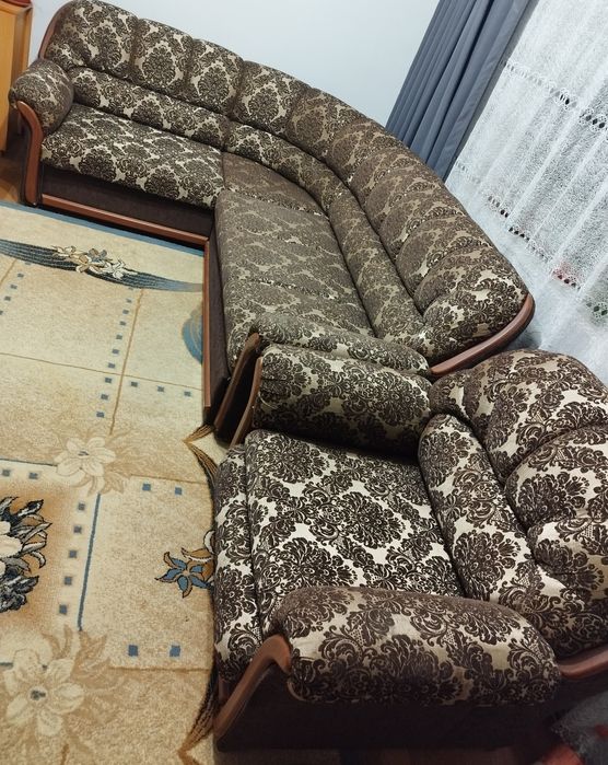 Продам диван с креслом