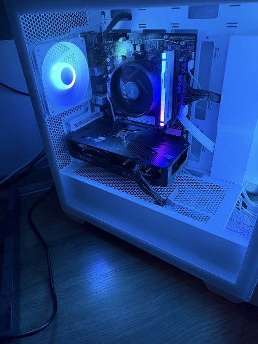 Pc Gaming RX 6600 8GB/ Ryzen 5 8400f / 16 Gb Ram DDR 5