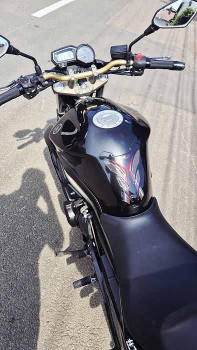 Yamaha XJ6 2009.