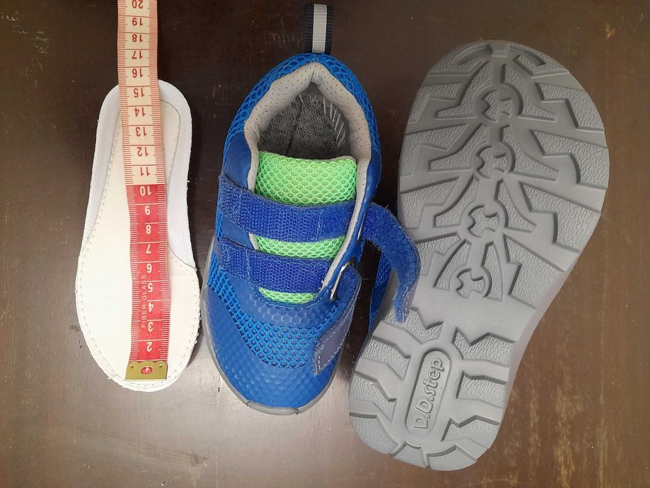 Adidaşi băieţi DD Step mărime 24