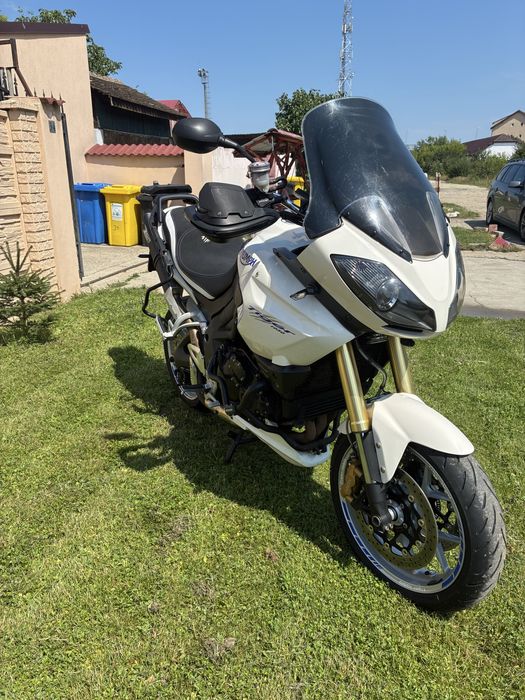 Triumph Tiger 1050 / 115cp / topcase / sidecase / ABS