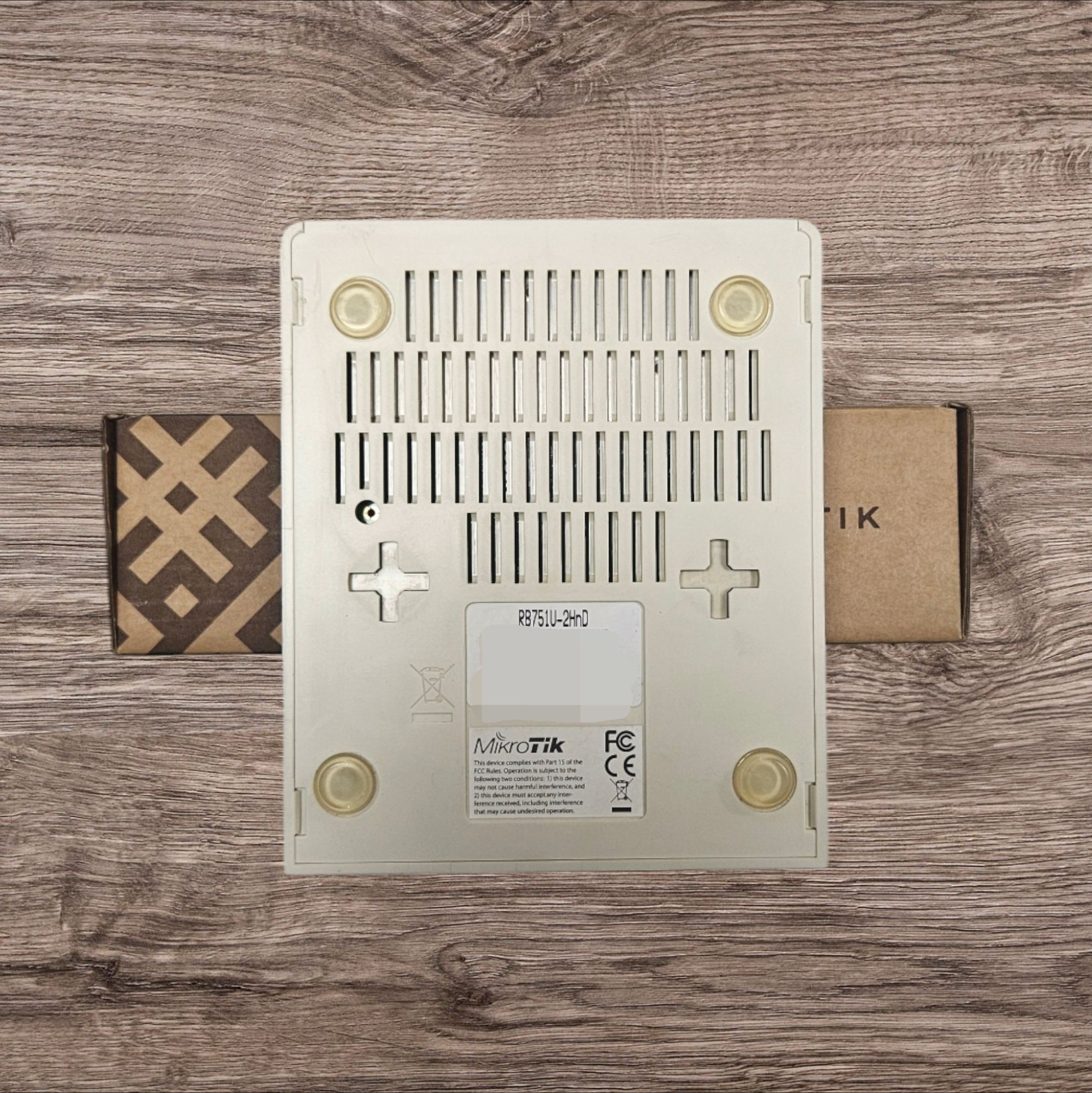 Рутер  MicroTik RB751U-2HnD