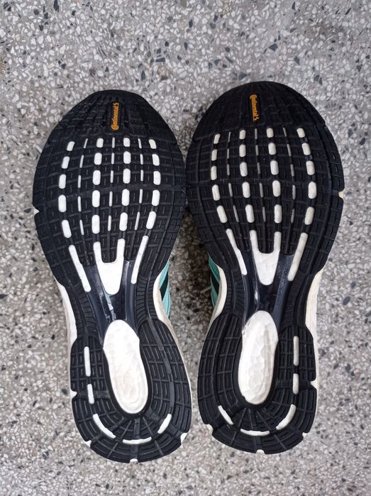 Продавам маратонки Adidas Adizero