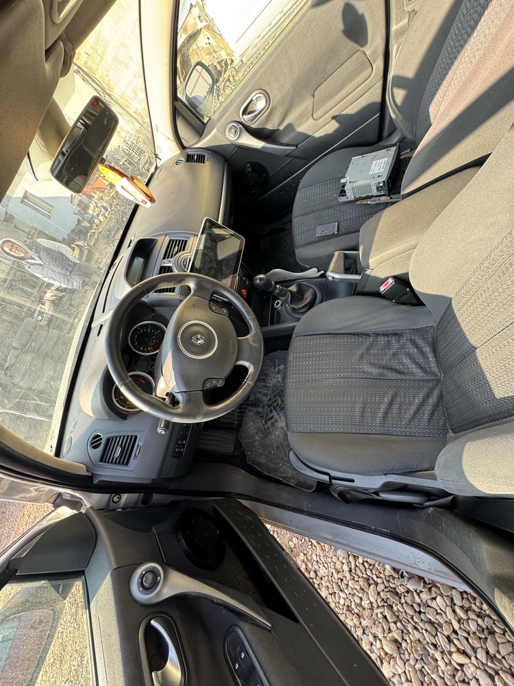 Dezmembrari dezmembrez renault megane 2 1.5 Dci 106 cai motor K9KP732