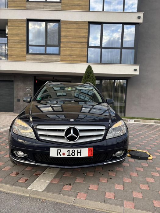 Mercedes c-class 320v6