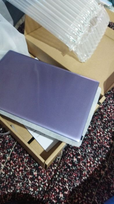 Срочно продам ноутбук, новый