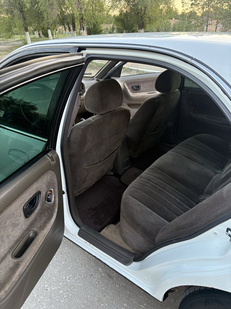 Hyundai Sonata lll