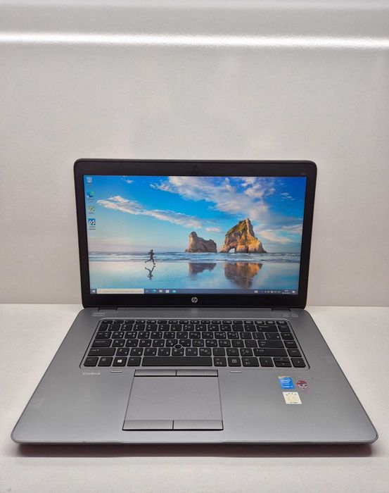 HP Core i7-5500U 8/256GB  AMD Radeon R7 1GB  Ekran: 15.6 Narxi: 179$