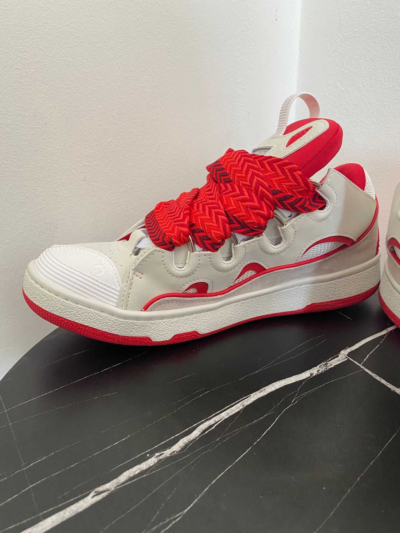 Lanvin Paris Curb Red (39; 40; 41; 42; 43)