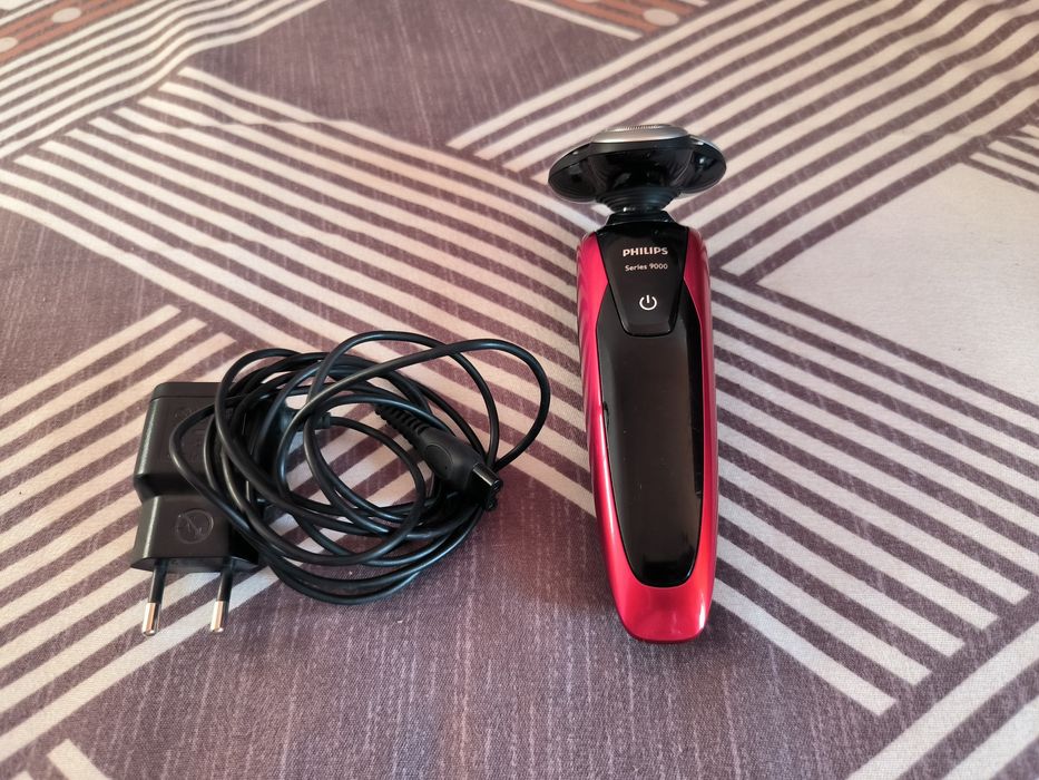 Продам оригинальную электробритву Philips series 9000 S9151