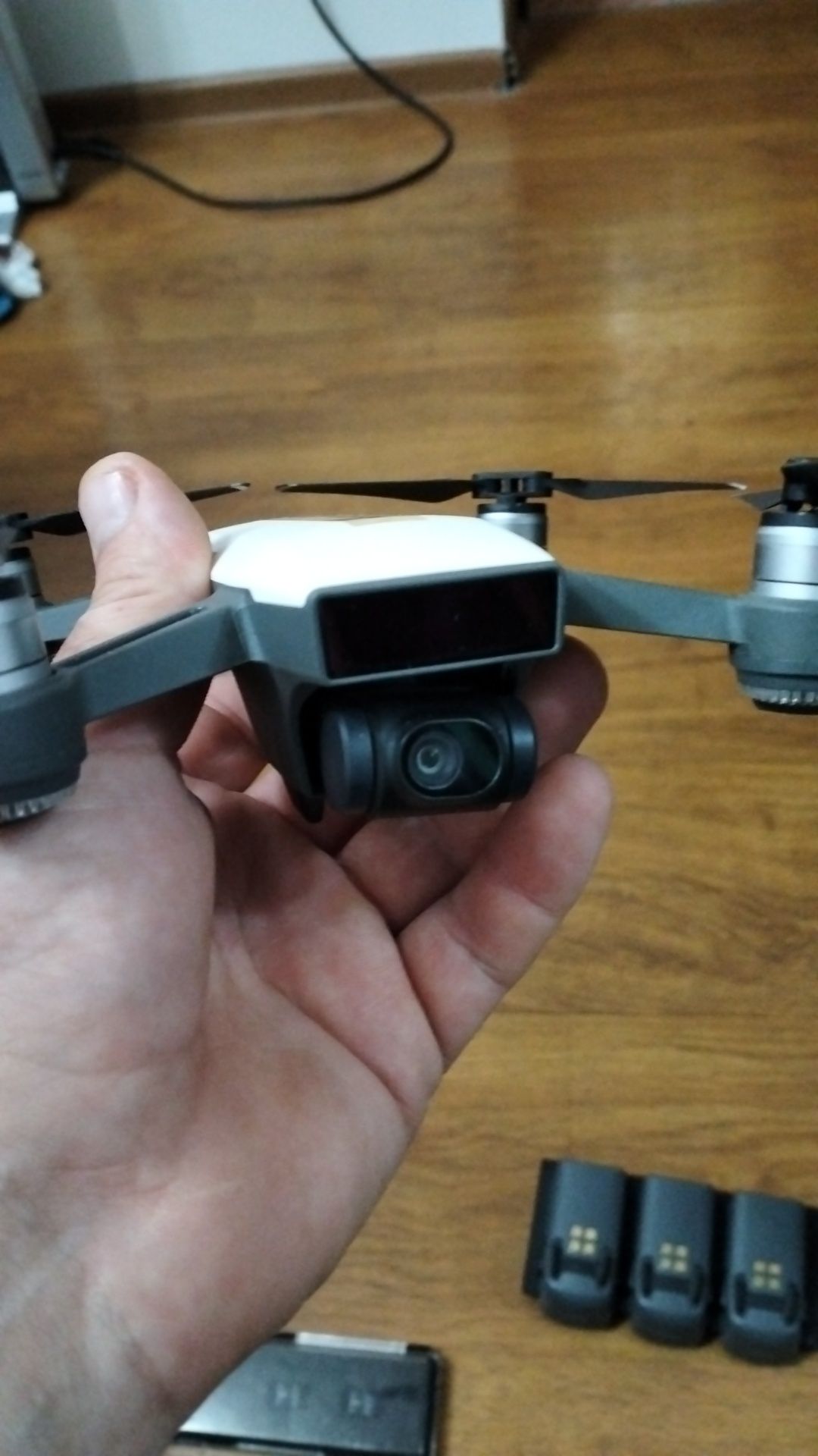 Drona dji spark și accesorii