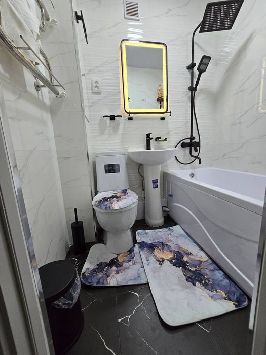 Срочно продаётся своя квартира.