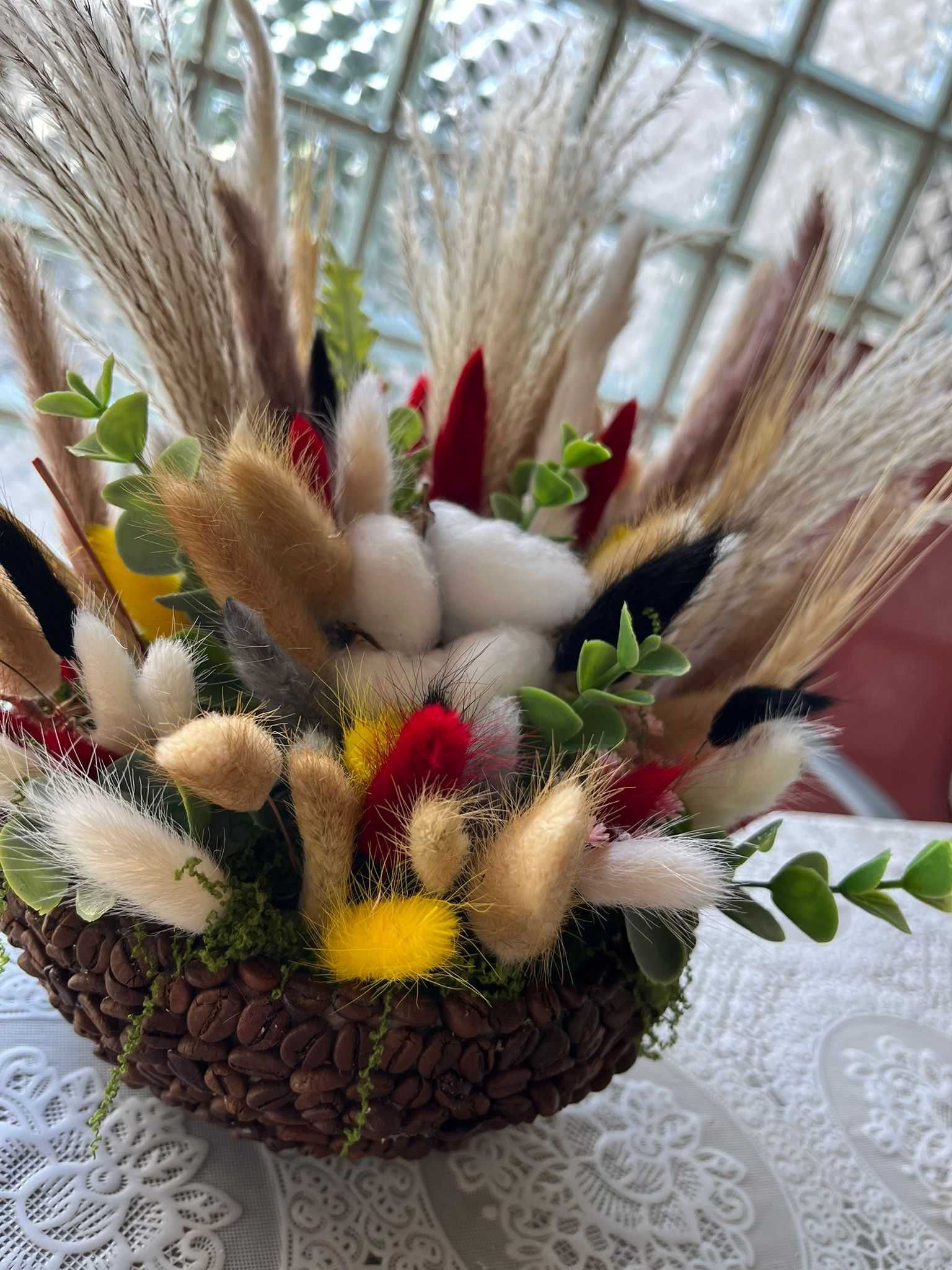 Aranjament Floral cu Flori Uscate și Texturi Inedite-Eleganta naturala