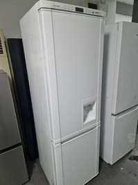 Хладилник с фризер Samsung A++