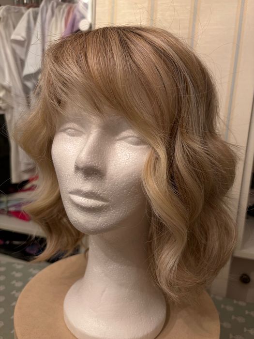 Перука високо качество 36 см, М размер
